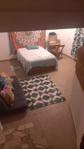 Casita amueblada con vista a las montañas